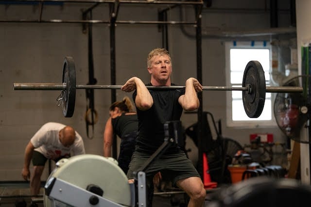 Beacon Community Fitness Lock Squating